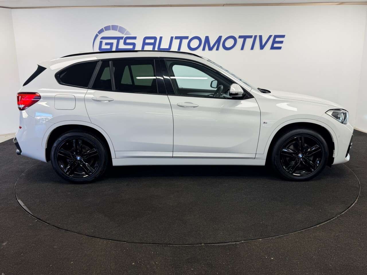 2021 BMW X1 2021 BMW X1