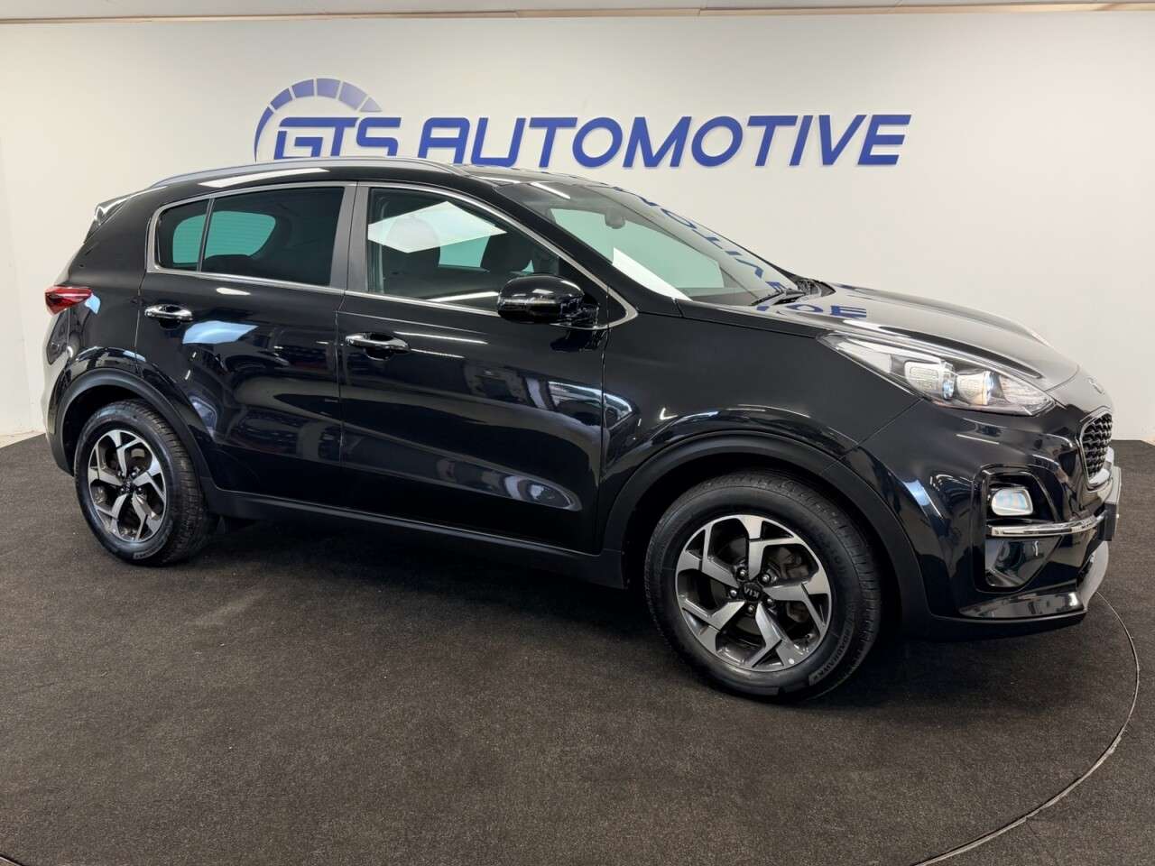 A 2020 KIA SPORTAGE 1.6 CRDi ECODYNAMICS+ 2 DCT AUTO 135 BHP + SAT NAV + REAR CAMERA SIX MONTH A 2020 KIA SPORTAGE 1.6 CRDi ECODYNAMICS+ 2 DCT AUTO 135 BHP + SAT NAV + REAR CAMERA SIX MONTH