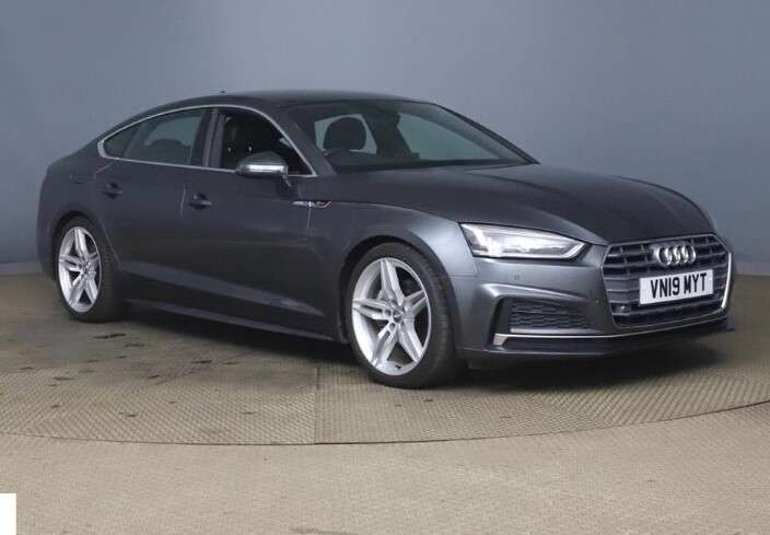 A 2019 AUDI A5 SPORTBACK 2.0 TDI 40 S-LINE FIVE DOOR S-TRONIC AUTO 190 BHP A 2019 AUDI A5 SPORTBACK 2.0 TDI 40 S-LINE FIVE DOOR S-TRONIC AUTO 190 BHP
