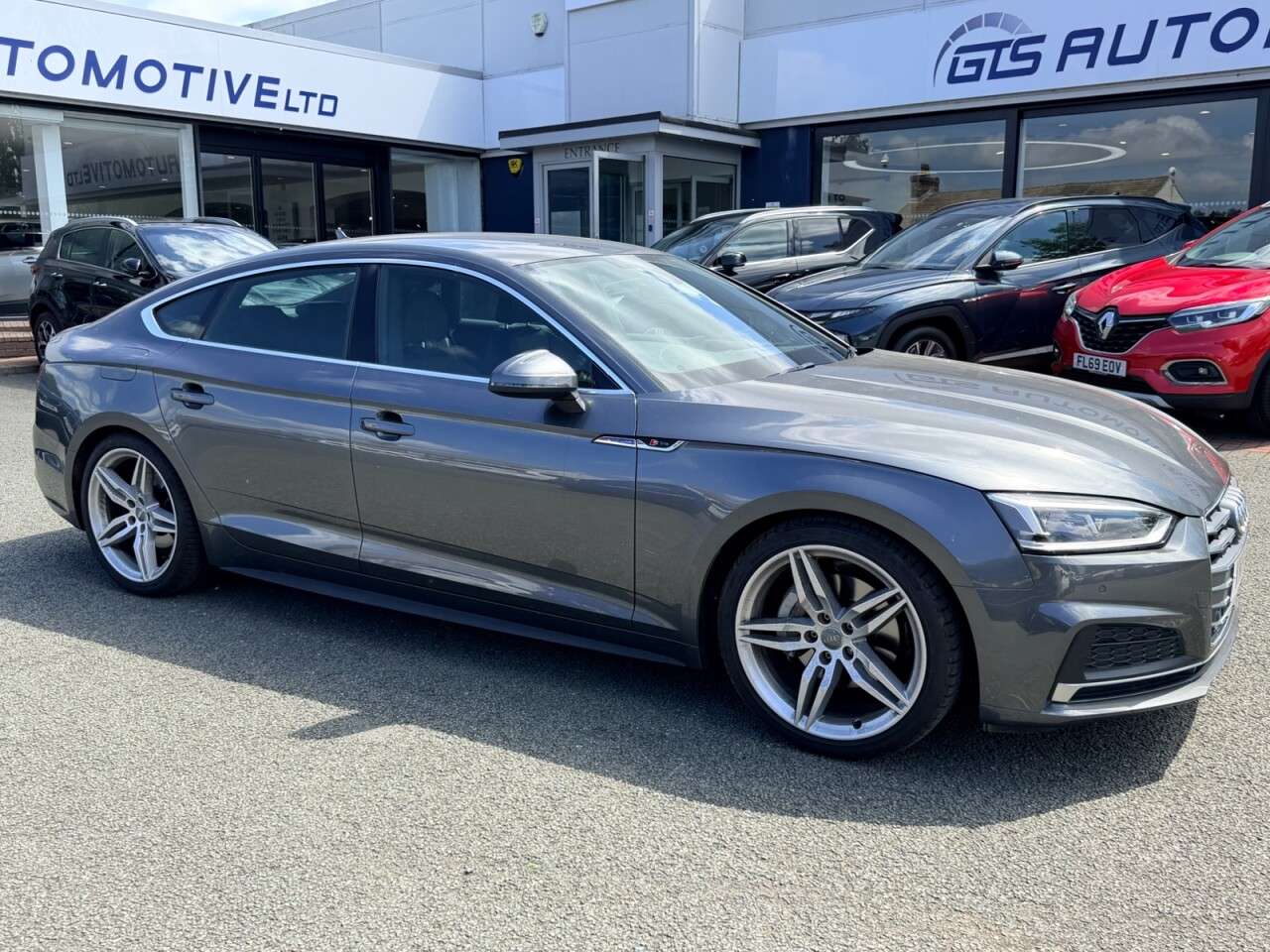 A 2019 AUDI A5 SPORTBACK 2.0 TDI 40 S-LINE FIVE DOOR S-TRONIC AUTO 190 BHP + SAT NAV + HEATED SEATS A 2019 AUDI A5 SPORTBACK 2.0 TDI 40 S-LINE FIVE DOOR S-TRONIC AUTO 190 BHP + SAT NAV + HEATED SEATS