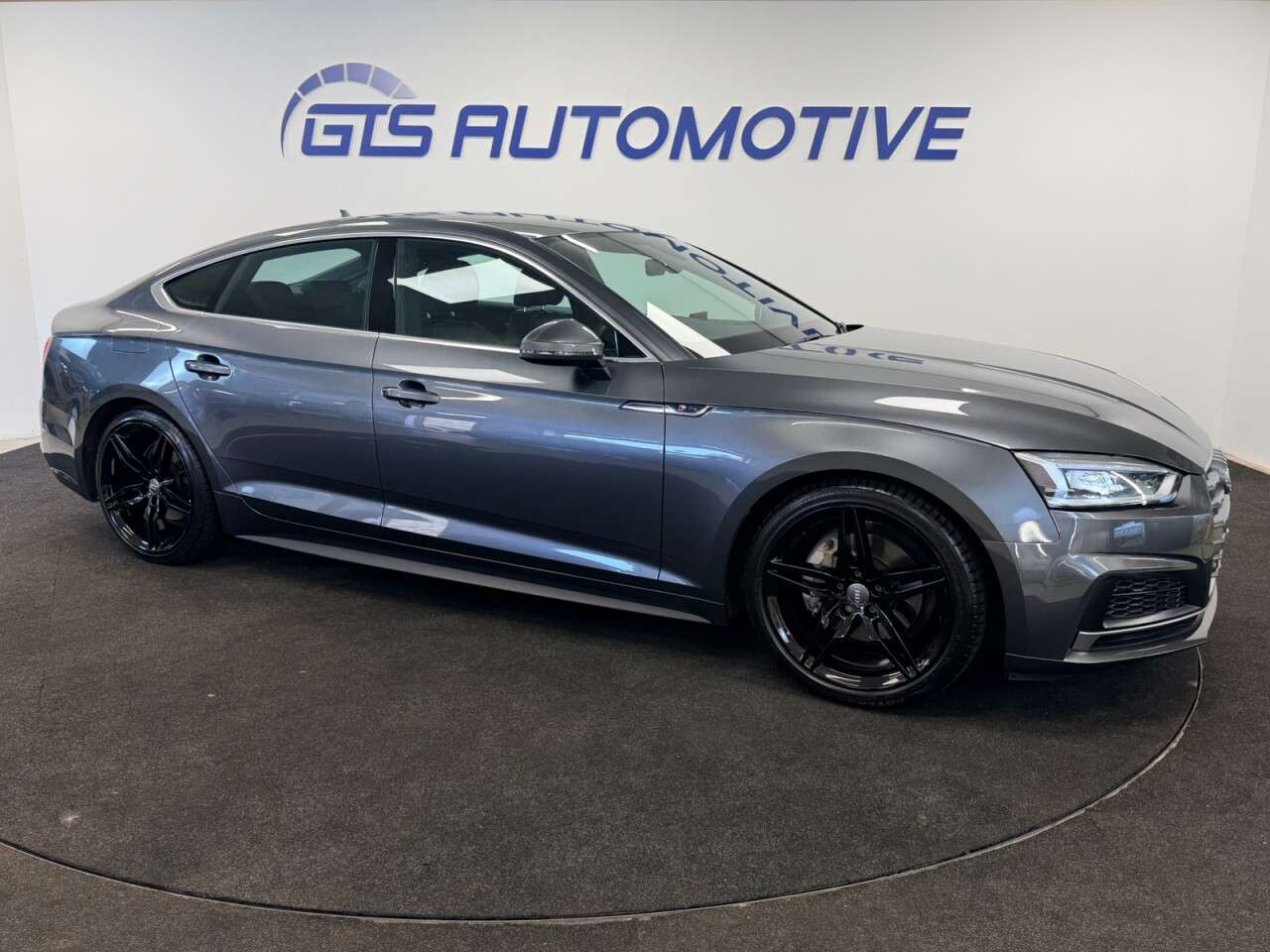 A 2019 AUDI A5 SPORTBACK 2.0 TDI 40 S-LINE FIVE DOOR S-TRONIC AUTO 190 BHP + SAT NAV + HEATED SEATS A 2019 AUDI A5 SPORTBACK 2.0 TDI 40 S-LINE FIVE DOOR S-TRONIC AUTO 190 BHP + SAT NAV + HEATED SEATS