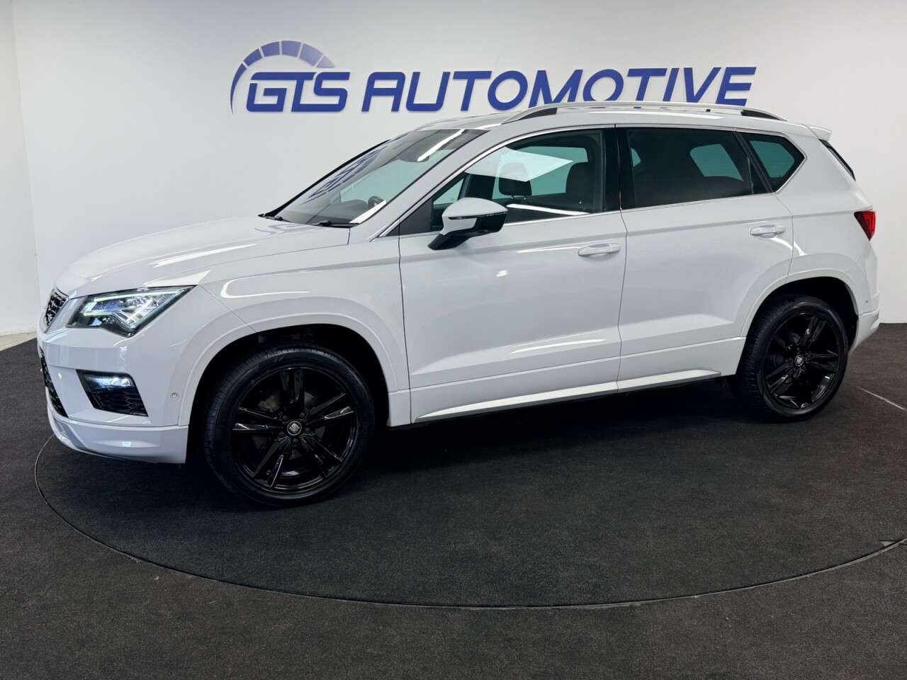 A 2019 SEAT ATECA 1.5 TSI EVO FR 150 BHP + SAT NAV + PARKING SENSORS + APPLE PLAY SIX MONTH W A 2019 SEAT ATECA 1.5 TSI EVO FR 150 BHP + SAT NAV + PARKING SENSORS + APPLE PLAY SIX MONTH W