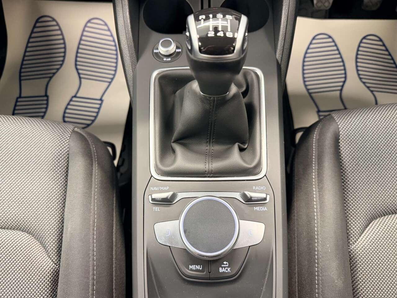 2023 AUDI Q2 2023 AUDI Q2