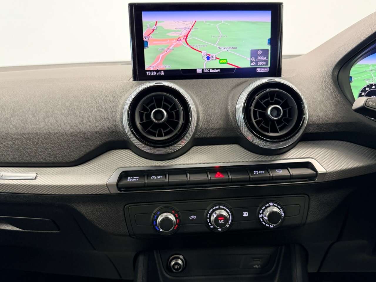 2023 AUDI Q2 2023 AUDI Q2