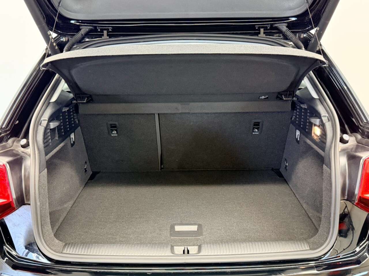 2023 AUDI Q2 2023 AUDI Q2