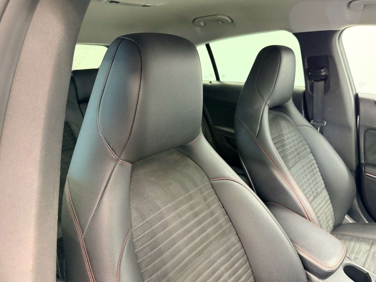 2019 MERCEDES-BENZ 180 2019 MERCEDES-BENZ 180
