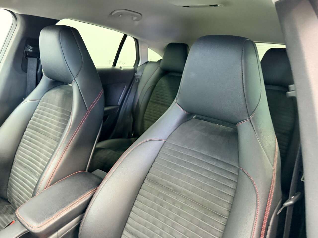 2019 MERCEDES-BENZ 180 2019 MERCEDES-BENZ 180