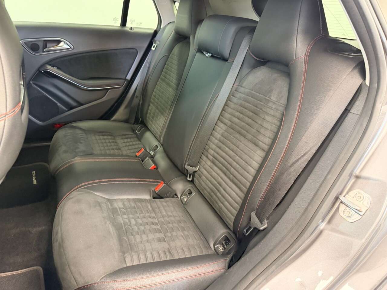 2019 MERCEDES-BENZ 180 2019 MERCEDES-BENZ 180