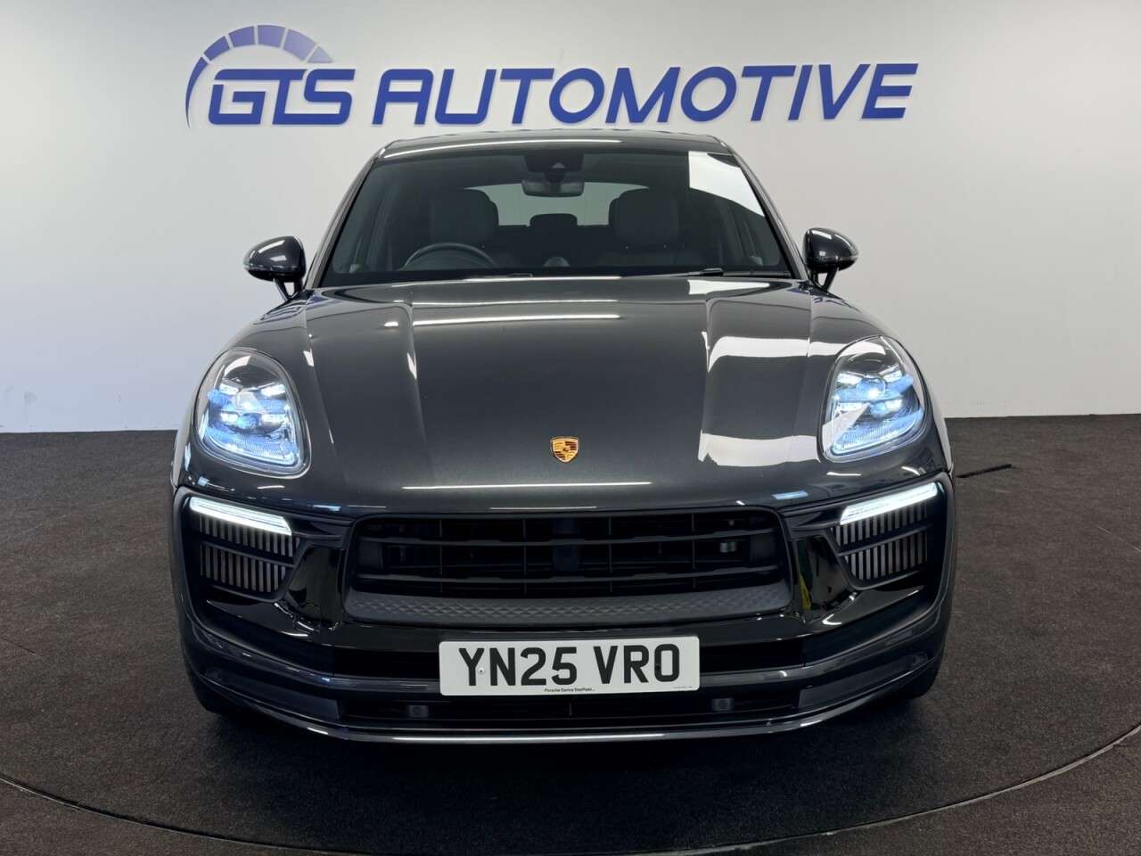 2025 PORSCHE MACAN 2025 PORSCHE MACAN