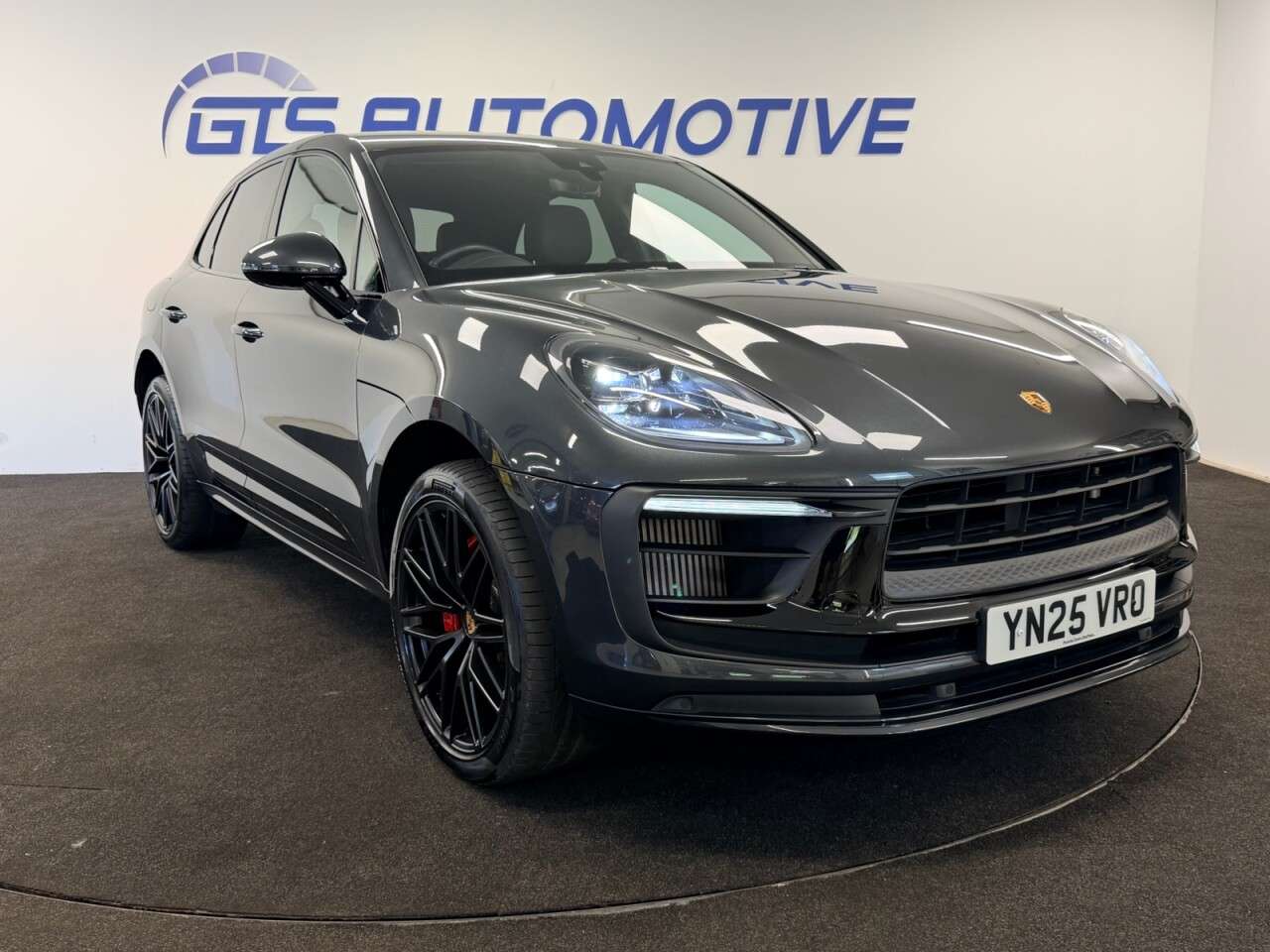 2025 PORSCHE MACAN 2025 PORSCHE MACAN