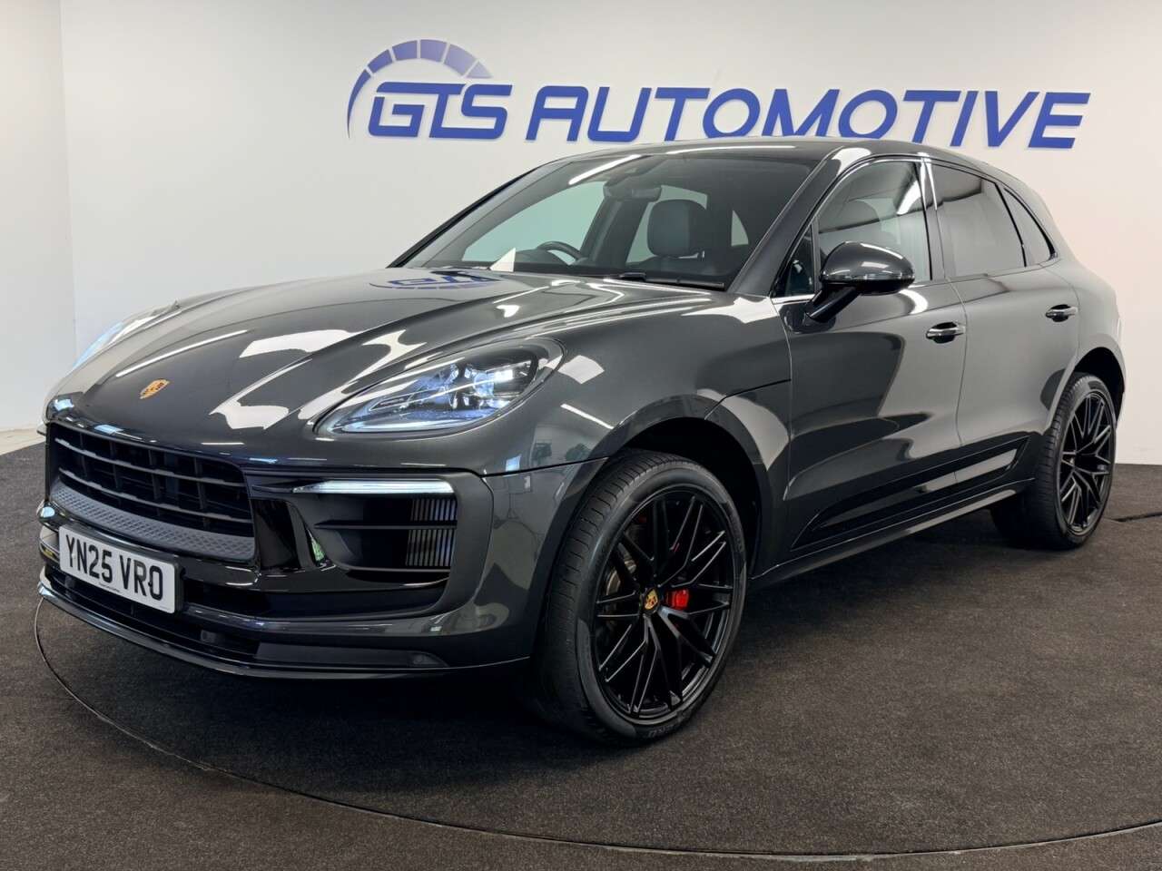 2025 PORSCHE MACAN 2025 PORSCHE MACAN