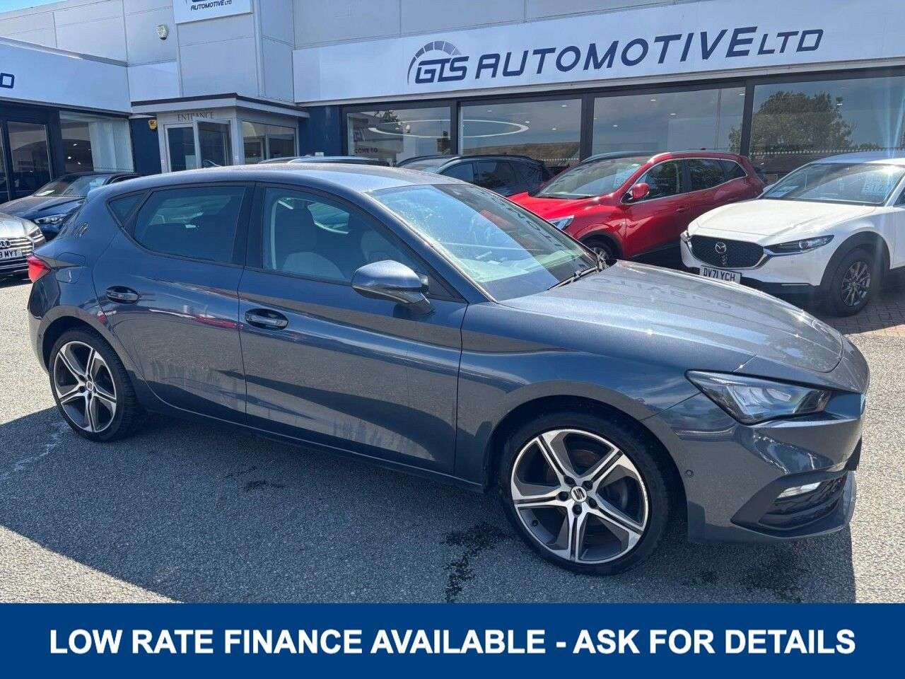 A 2021 SEAT LEON 1.0 TSI EVO SE DYNAMIC FIVE DOOR 110 BHP + SAT NAV + PARKING SENSORS A 2021 SEAT LEON 1.0 TSI EVO SE DYNAMIC FIVE DOOR 110 BHP + SAT NAV + PARKING SENSORS
