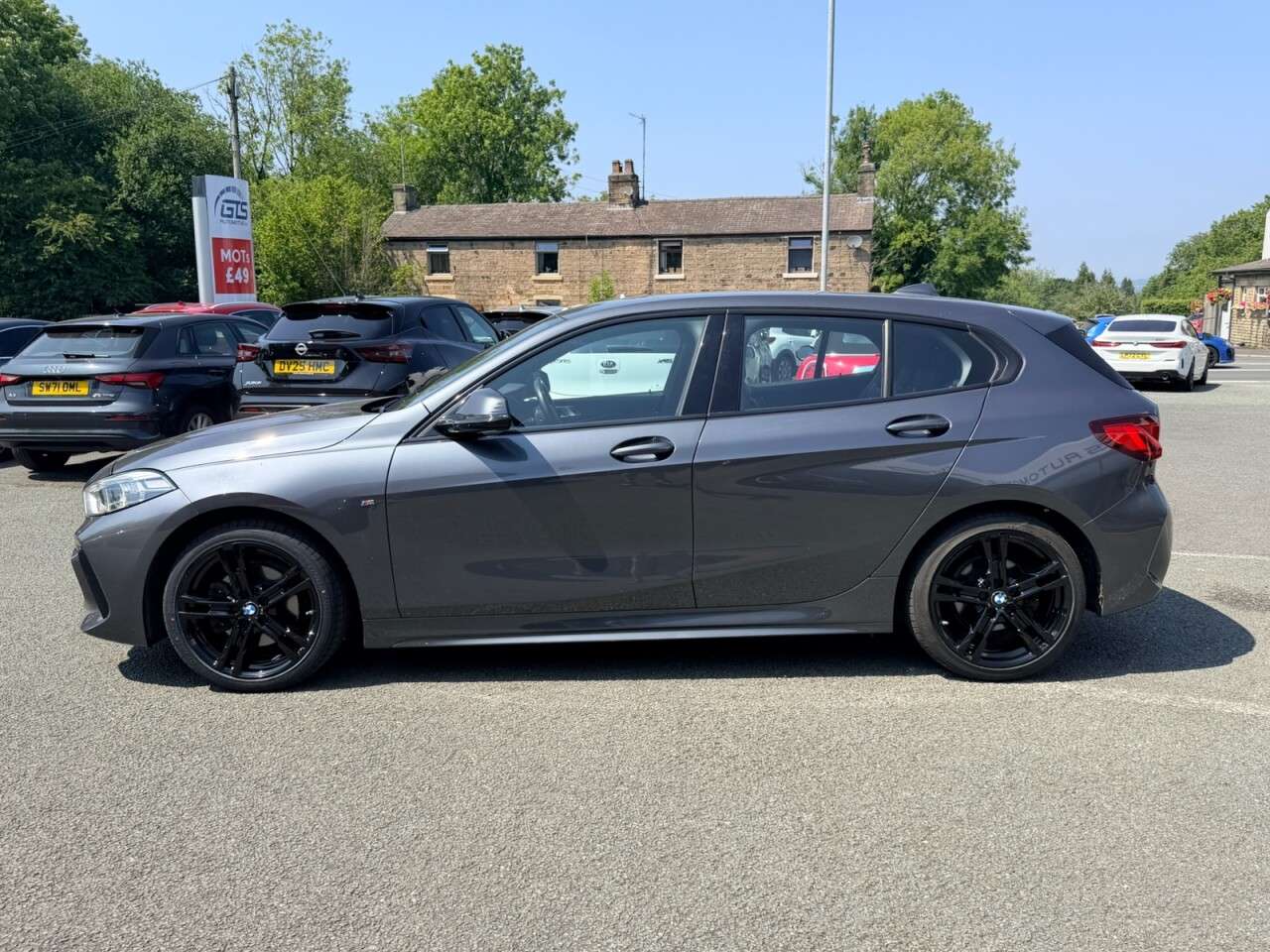 2021 BMW 1 SERIES 2021 BMW 1 SERIES