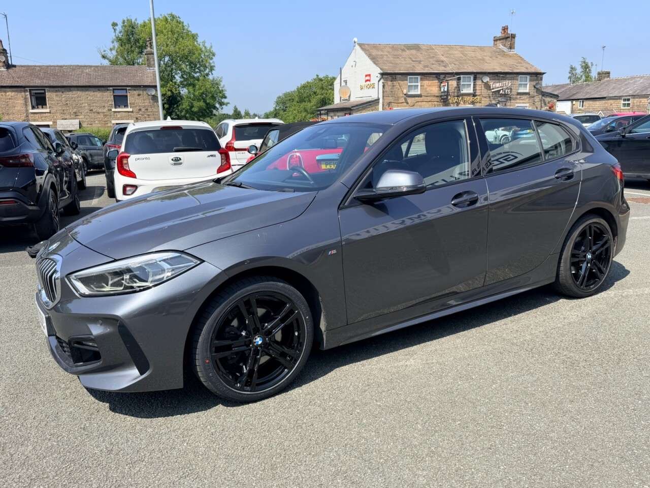 2021 BMW 1 SERIES 2021 BMW 1 SERIES