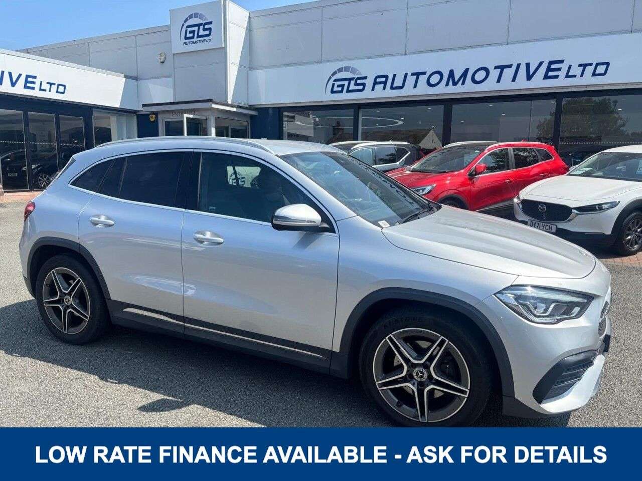 A 2020 MERCEDES-BENZ GLA GLA200 AMG LINE 7G-DCT AUTO 165 BHP + SAT NAV + REAR CAMERA + HEATED SEATS A 2020 MERCEDES-BENZ GLA GLA200 AMG LINE 7G-DCT AUTO 165 BHP + SAT NAV + REAR CAMERA + HEATED SEATS