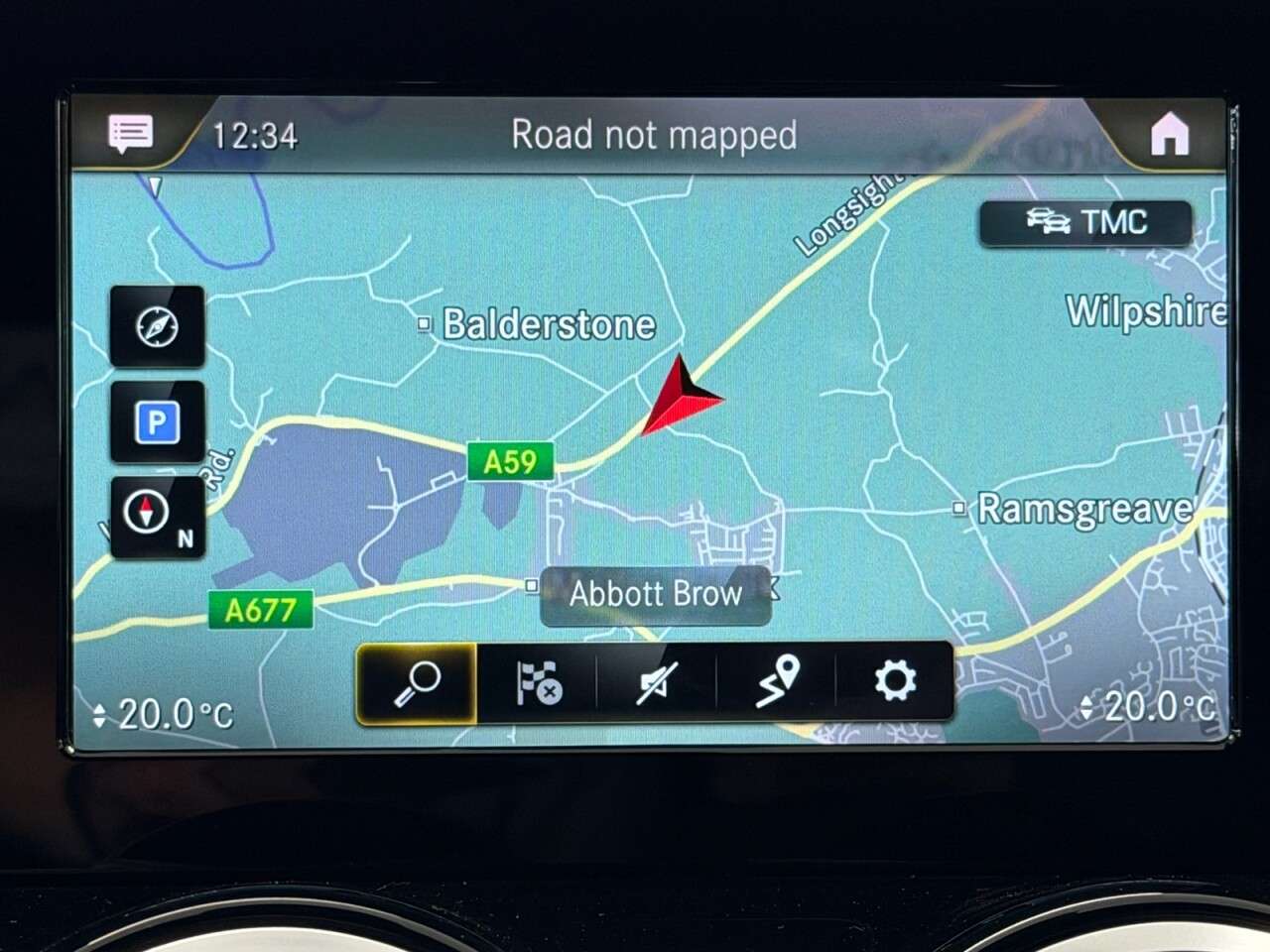 A 2020 MERCEDES-BENZ GLA GLA200 AMG LINE 7G-DCT AUTO 165 BHP + SAT NAV + REAR CAMERA + HEATED SEATS A 2020 MERCEDES-BENZ GLA GLA200 AMG LINE 7G-DCT AUTO 165 BHP + SAT NAV + REAR CAMERA + HEATED SEATS
