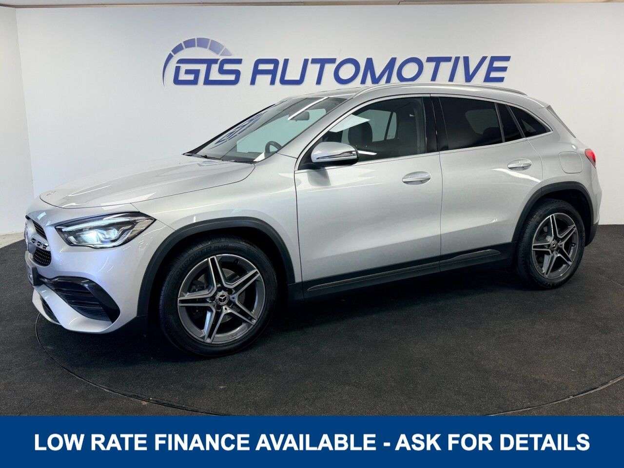 A 2020 MERCEDES-BENZ GLA GLA200 AMG LINE 7G-DCT AUTO 165 BHP + SAT NAV + REAR CAMERA + HEATED SEATS A 2020 MERCEDES-BENZ GLA GLA200 AMG LINE 7G-DCT AUTO 165 BHP + SAT NAV + REAR CAMERA + HEATED SEATS