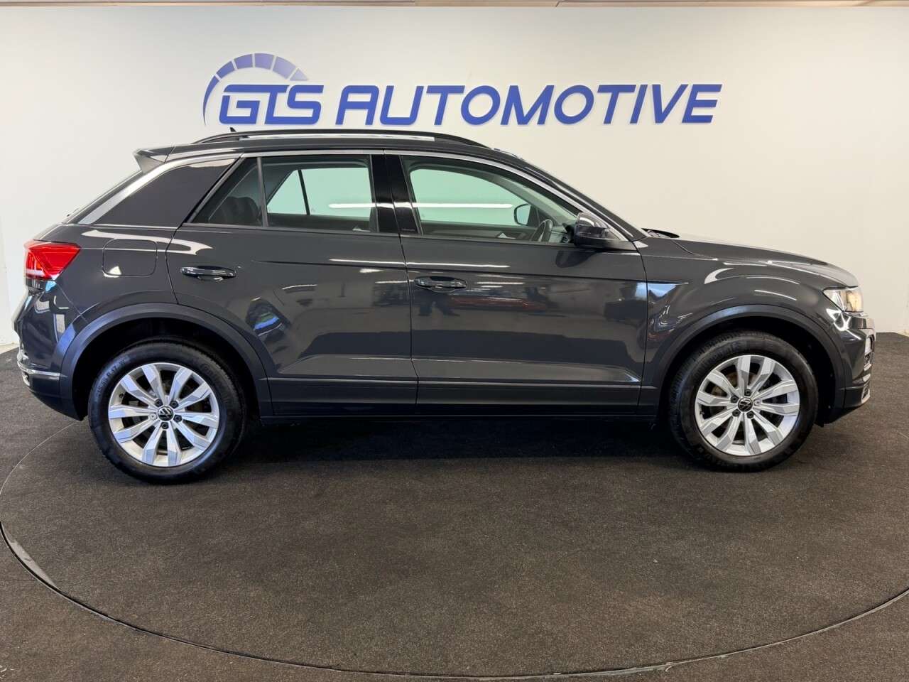 2021 VOLKSWAGEN T-ROC 2021 VOLKSWAGEN T-ROC