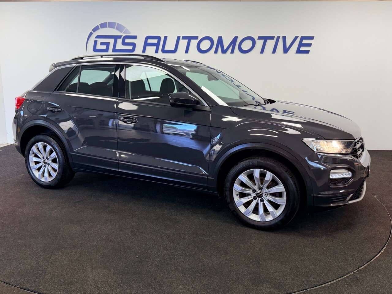 2021 VOLKSWAGEN T-ROC 2021 VOLKSWAGEN T-ROC