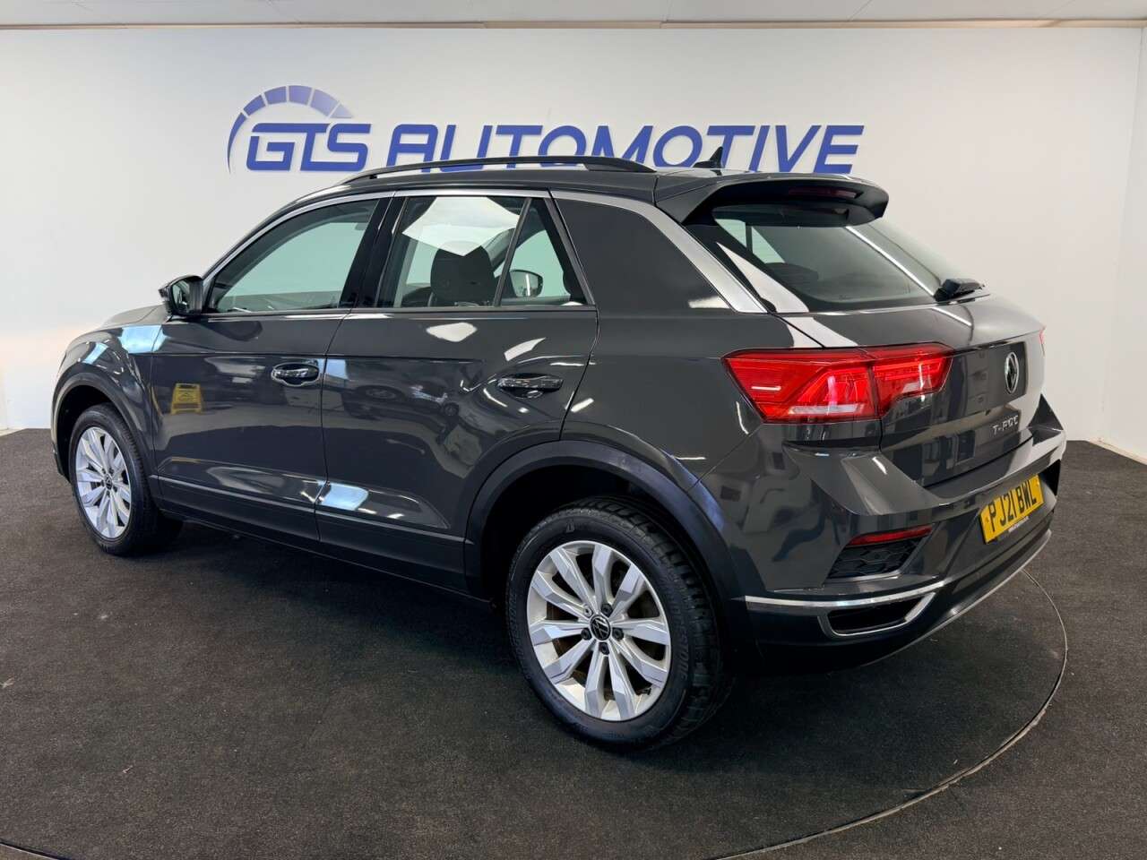 2021 VOLKSWAGEN T-ROC 2021 VOLKSWAGEN T-ROC