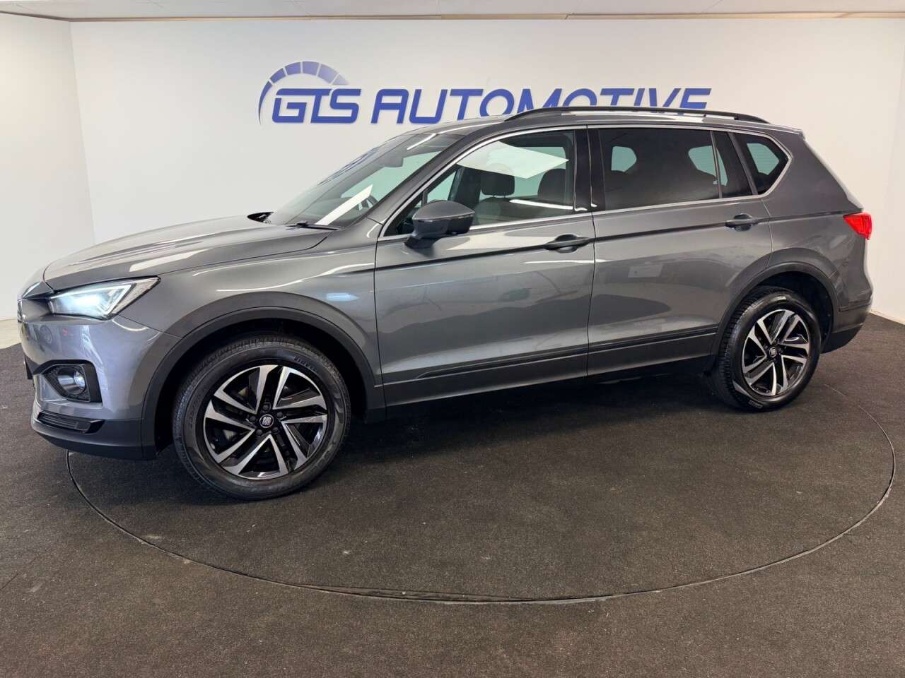 A 2019 SEAT TARRACO 2.0 TDI SE TECHNOLOGY DSG AUTO 4DRIVE 4WD 150 BHP + 7 SEATS + SAT NAV SIX M A 2019 SEAT TARRACO 2.0 TDI SE TECHNOLOGY DSG AUTO 4DRIVE 4WD 150 BHP + 7 SEATS + SAT NAV SIX M