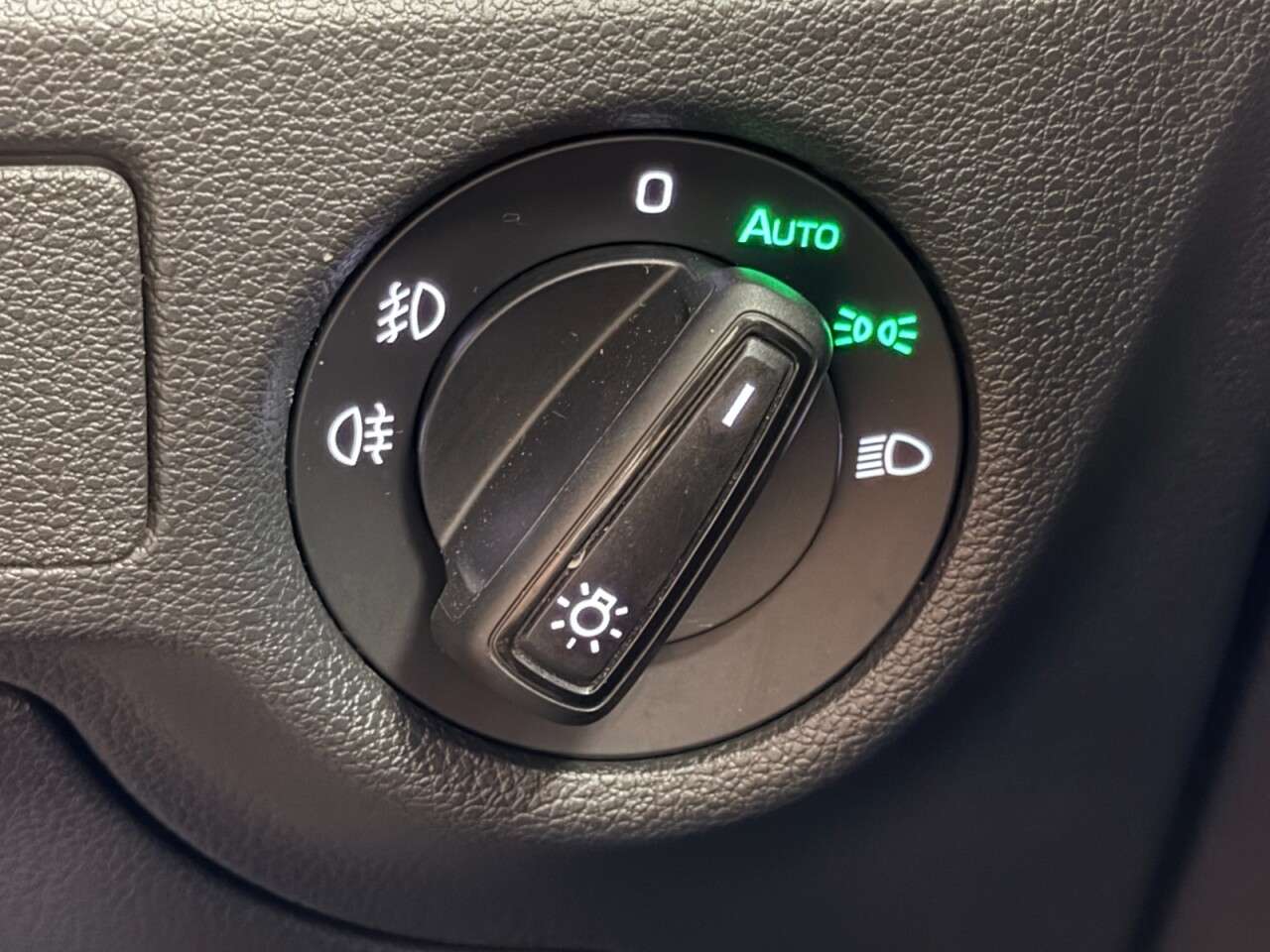 2023 SKODA KAMIQ 2023 SKODA KAMIQ