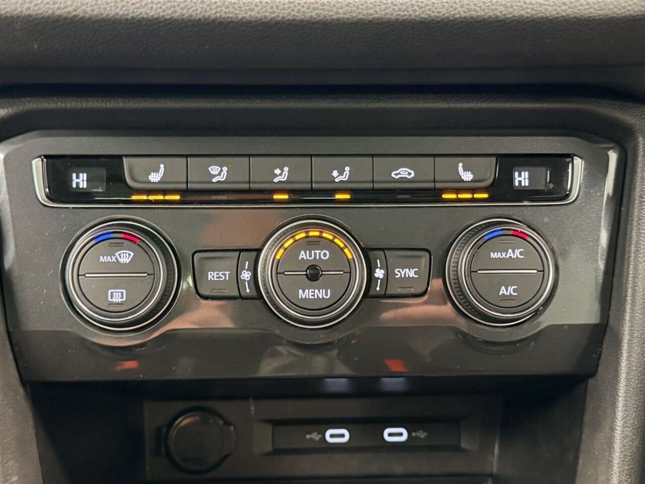 2021 VOLKSWAGEN TIGUAN ALLSPACE 2021 VOLKSWAGEN TIGUAN ALLSPACE