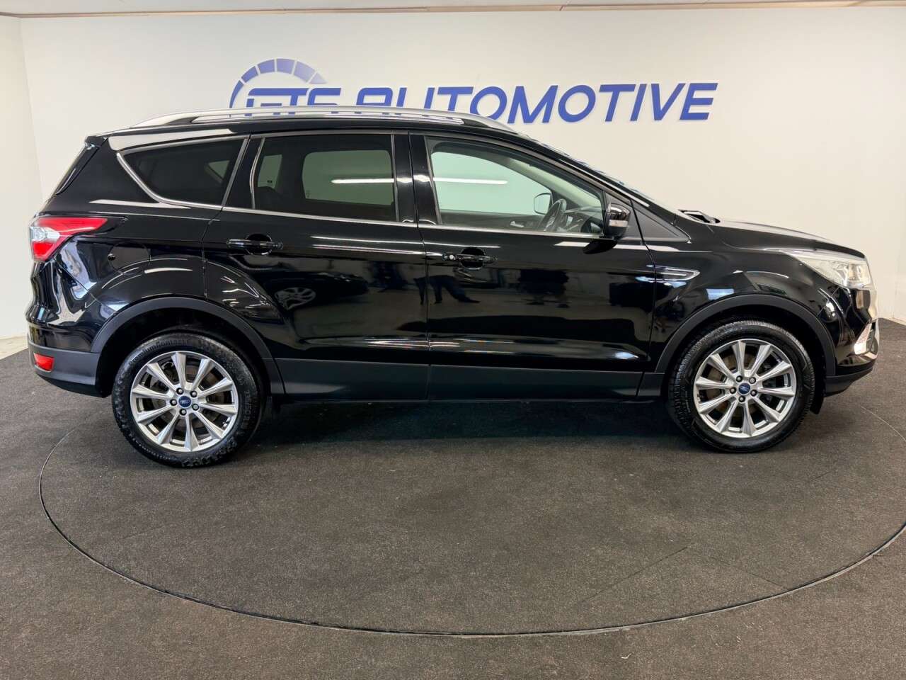2019 FORD KUGA 2019 FORD KUGA