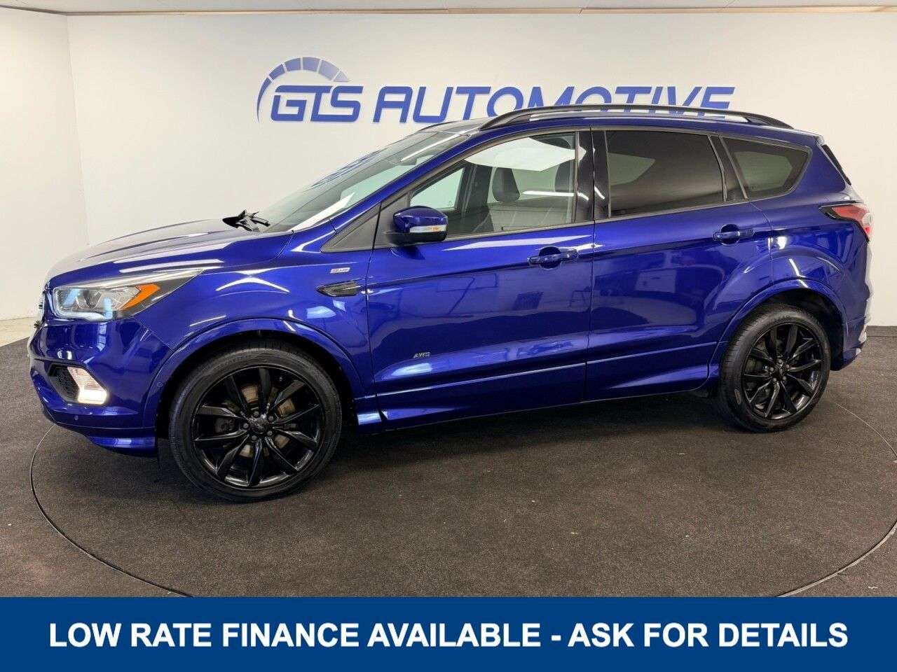 A 2017 FORD KUGA 2.0 TDCi ECOBLUE ST-LINE AWD 4WD 180 BHP + SAT NAV + PARKING SENSORS SIX MO A 2017 FORD KUGA 2.0 TDCi ECOBLUE ST-LINE AWD 4WD 180 BHP + SAT NAV + PARKING SENSORS SIX MO