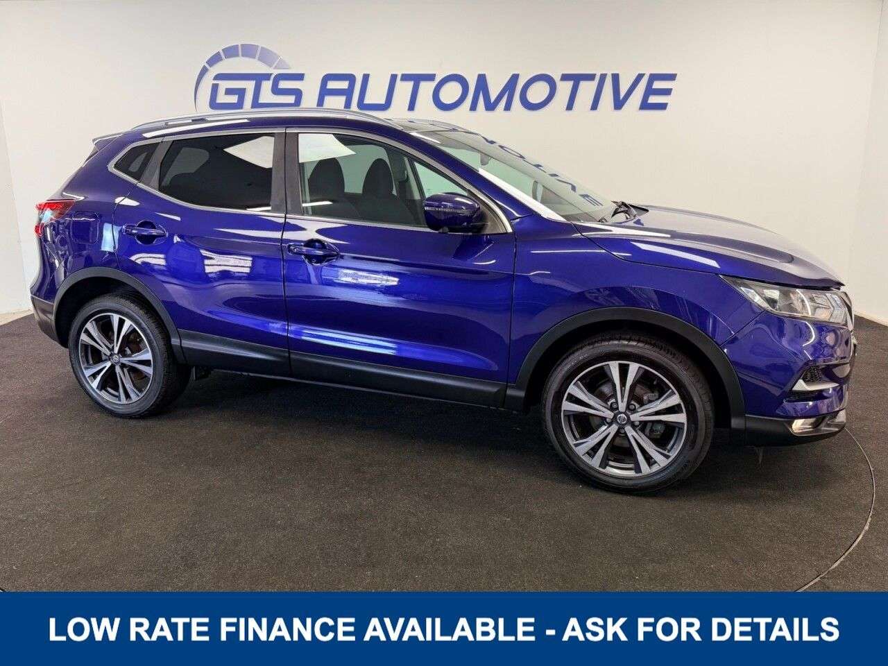 A 2018 NISSAN QASHQAI 1.5 dCi N-CONNECTA 110 BHP + SAT NAV + GLASS SUNROOF + 360 CAMERAS SIX MONT A 2018 NISSAN QASHQAI 1.5 dCi N-CONNECTA 110 BHP + SAT NAV + GLASS SUNROOF + 360 CAMERAS SIX MONT