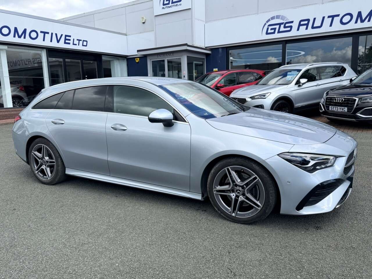 A 2024 MERCEDES-BENZ CLA SHOOTING BRAKE 200h MHEV AMG LINE EXECUTIVE HYBRID 7G-DCT AUTO 180 BHP A 2024 MERCEDES-BENZ CLA SHOOTING BRAKE 200h MHEV AMG LINE EXECUTIVE HYBRID 7G-DCT AUTO 180 BHP