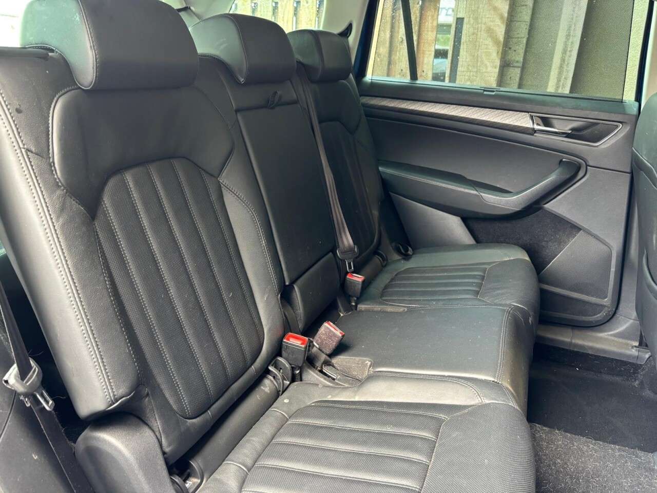 A 2023 SKODA KODIAQ 1.5 TSI ACT SE L EXECUTIVE DSG AUTO 150 BHP + 7 SEATS + SAT NAV A 2023 SKODA KODIAQ 1.5 TSI ACT SE L EXECUTIVE DSG AUTO 150 BHP + 7 SEATS + SAT NAV