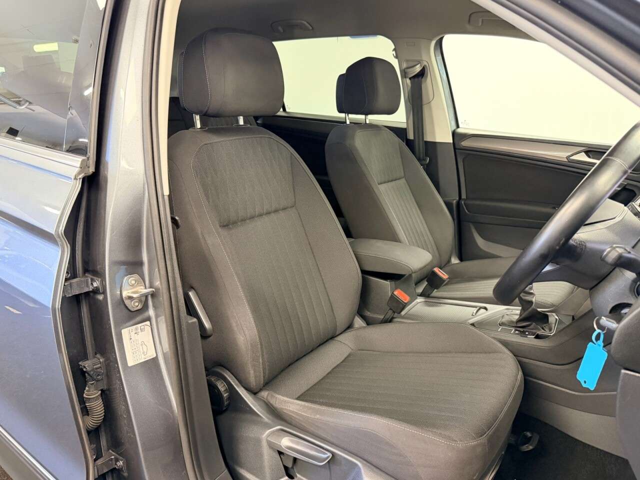A 2023 VOLKSWAGEN TIGUAN ALLSPACE 1.5 TSI LIFE 150 BHP + 7 SEATS + SAT NAV SIX MONTH WARRANTY AUGUST 2027 MOT A 2023 VOLKSWAGEN TIGUAN ALLSPACE 1.5 TSI LIFE 150 BHP + 7 SEATS + SAT NAV SIX MONTH WARRANTY AUGUST 2027 MOT