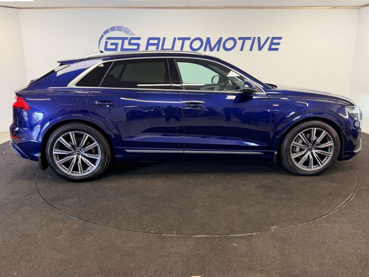 2020 AUDI Q8 2020 AUDI Q8