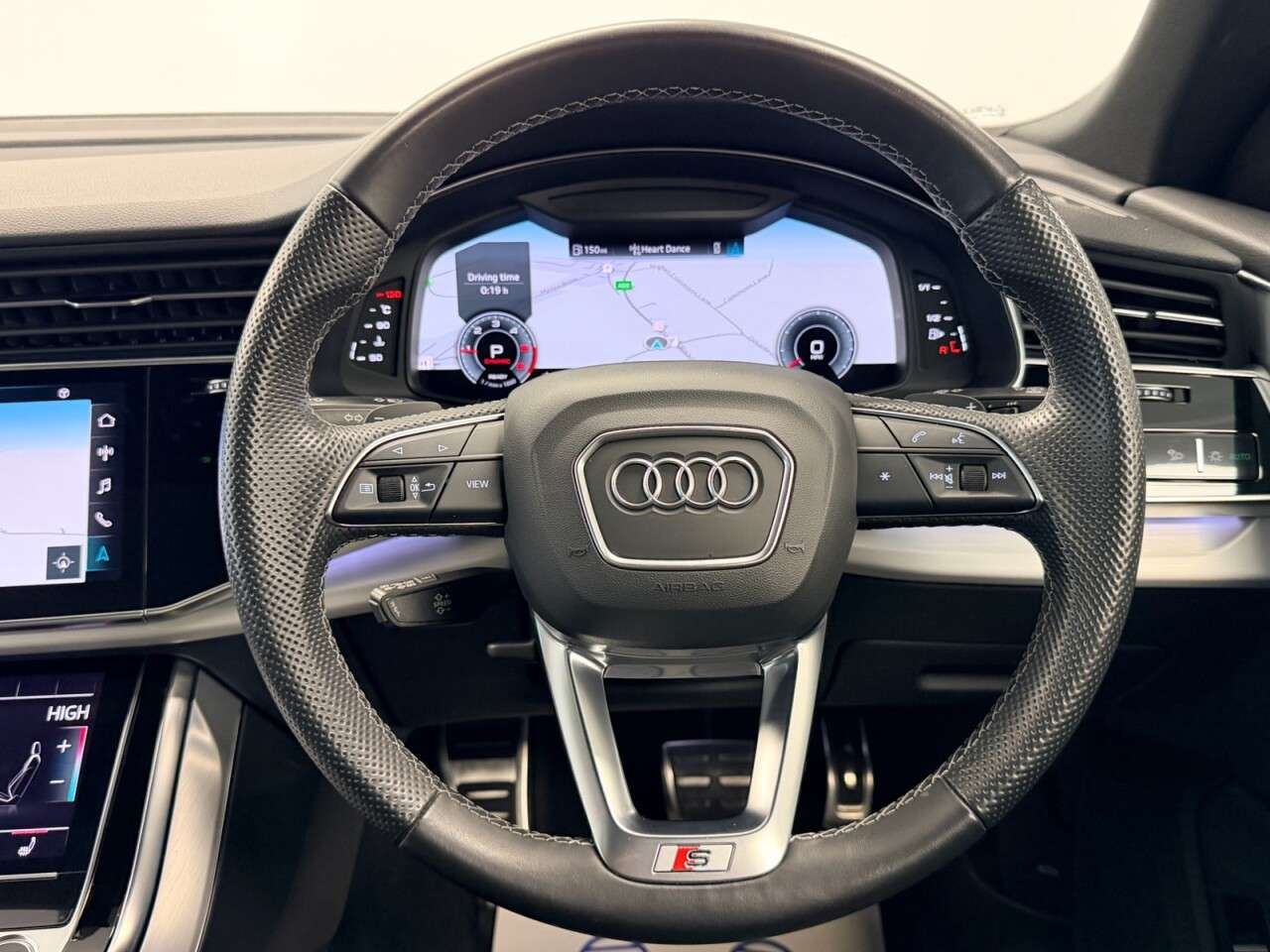 2020 AUDI Q8 2020 AUDI Q8