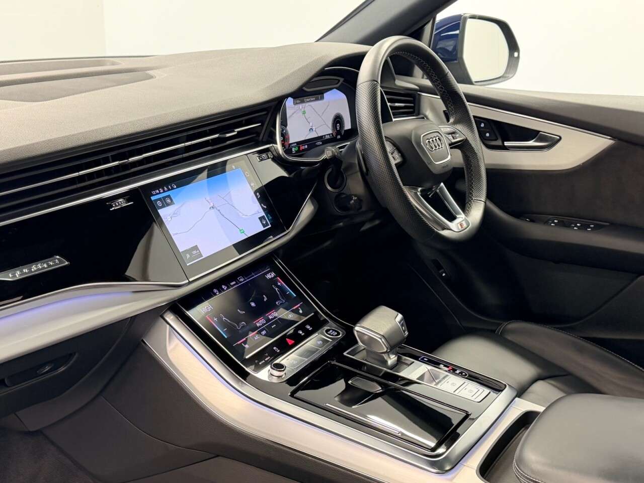 2020 AUDI Q8 2020 AUDI Q8
