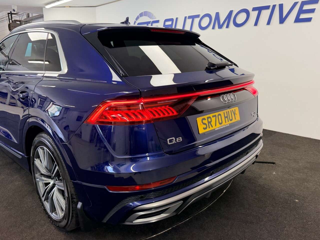 2020 AUDI Q8 2020 AUDI Q8