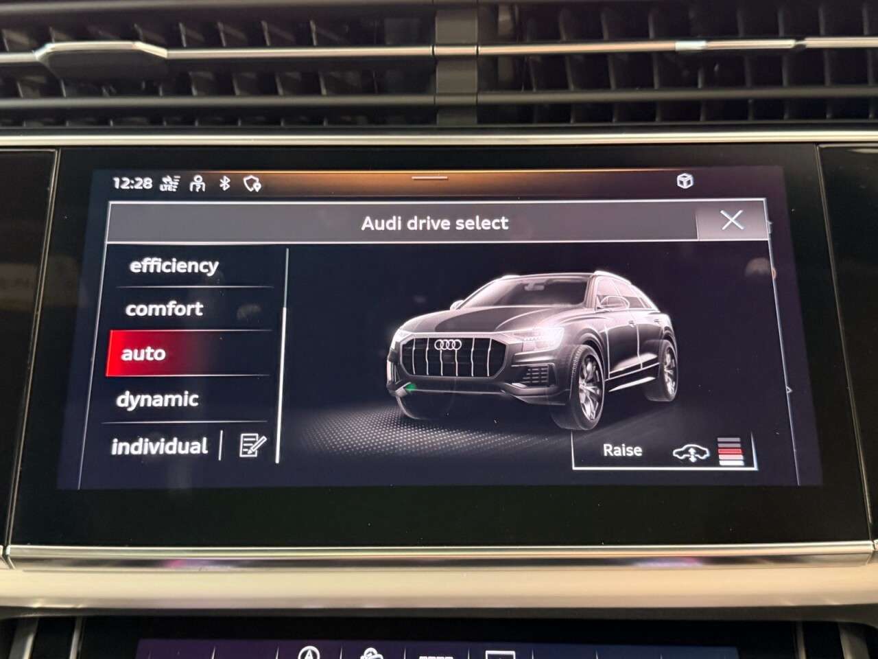 2020 AUDI Q8 2020 AUDI Q8