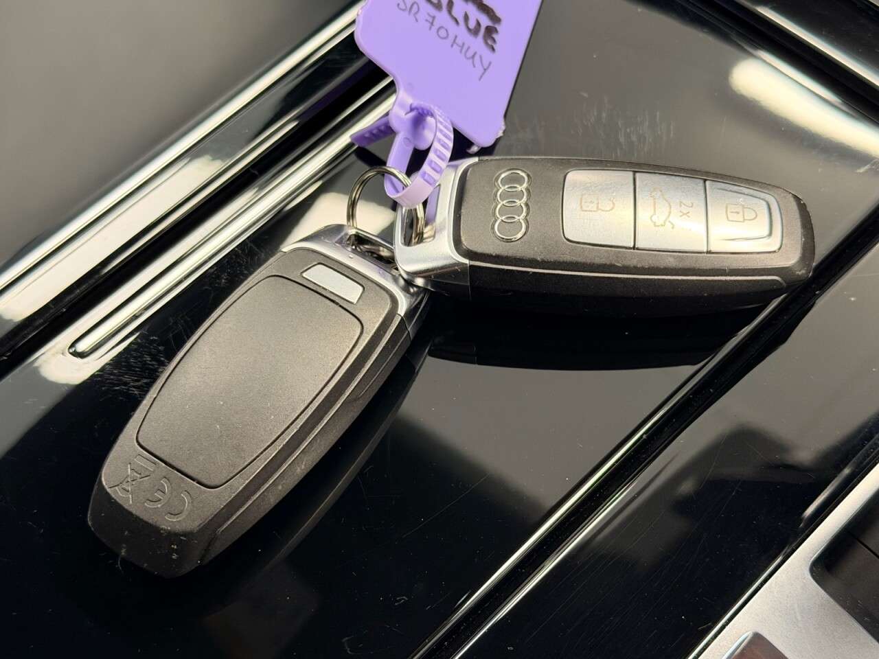 2020 AUDI Q8 2020 AUDI Q8