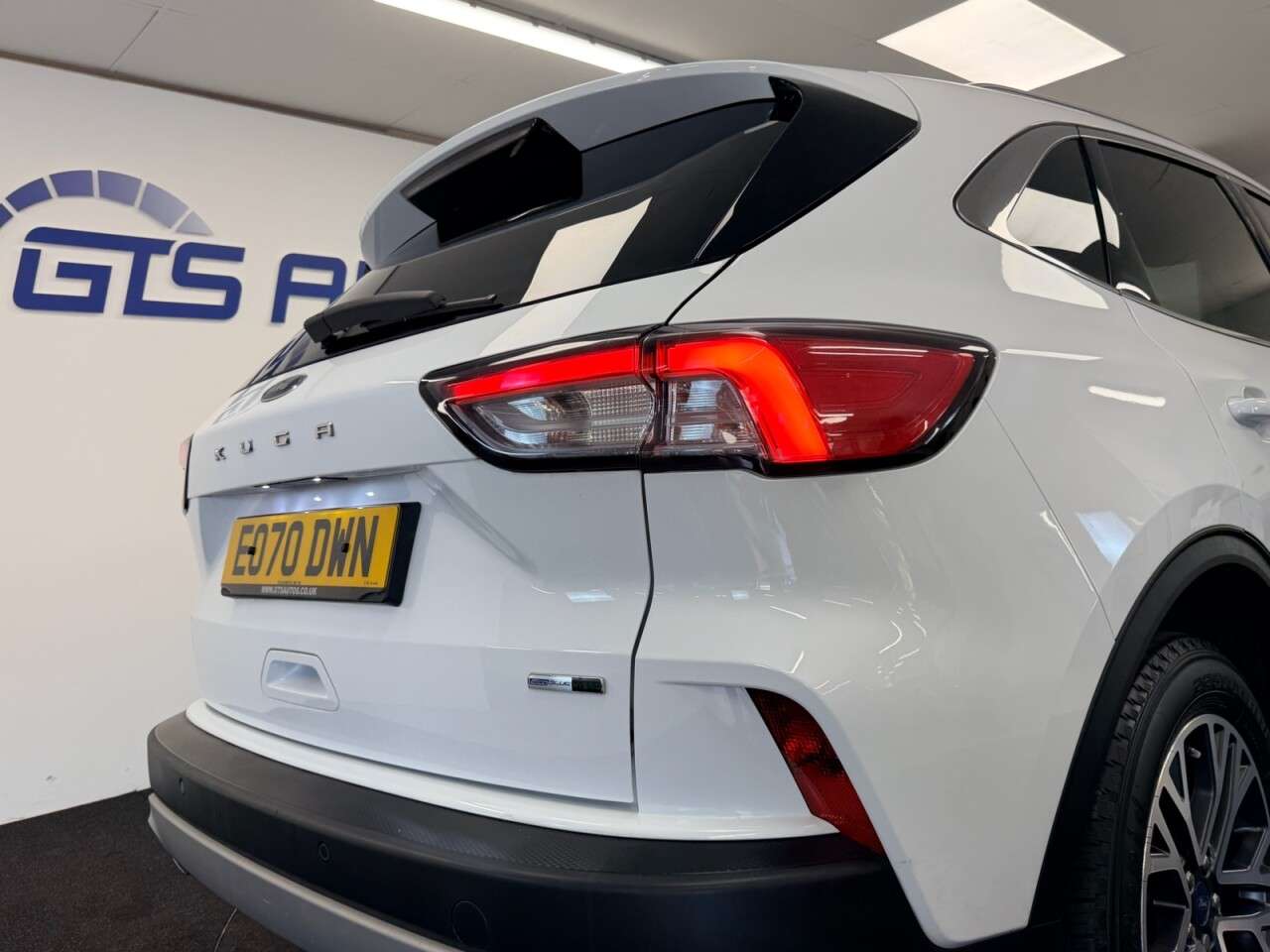 2020 FORD KUGA 2020 FORD KUGA