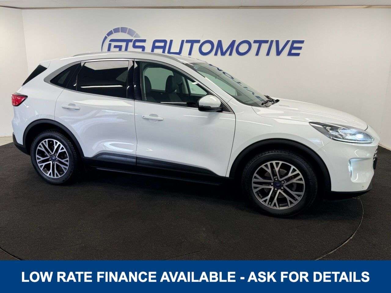 A 2020 FORD KUGA 2.0D ECOBLUE MHEV TITANIUM 150 BHP + SAT NAV + BANG OLUFSEN SIX MONTH WARRA A 2020 FORD KUGA 2.0D ECOBLUE MHEV TITANIUM 150 BHP + SAT NAV + BANG OLUFSEN SIX MONTH WARRA