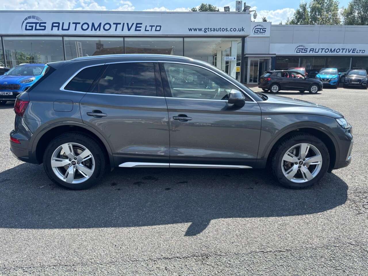 2021 AUDI Q5 2021 AUDI Q5
