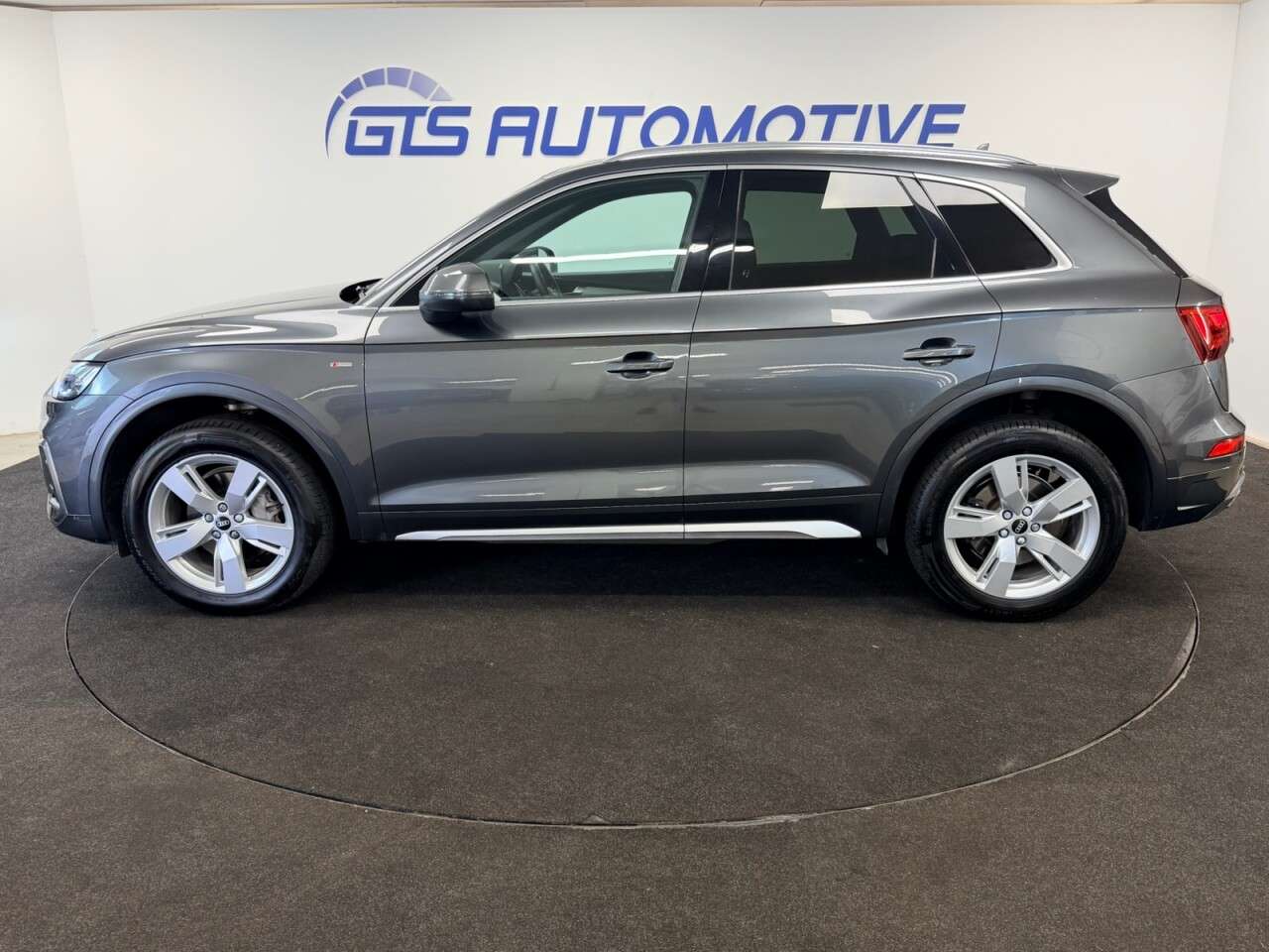 2021 AUDI Q5 2021 AUDI Q5