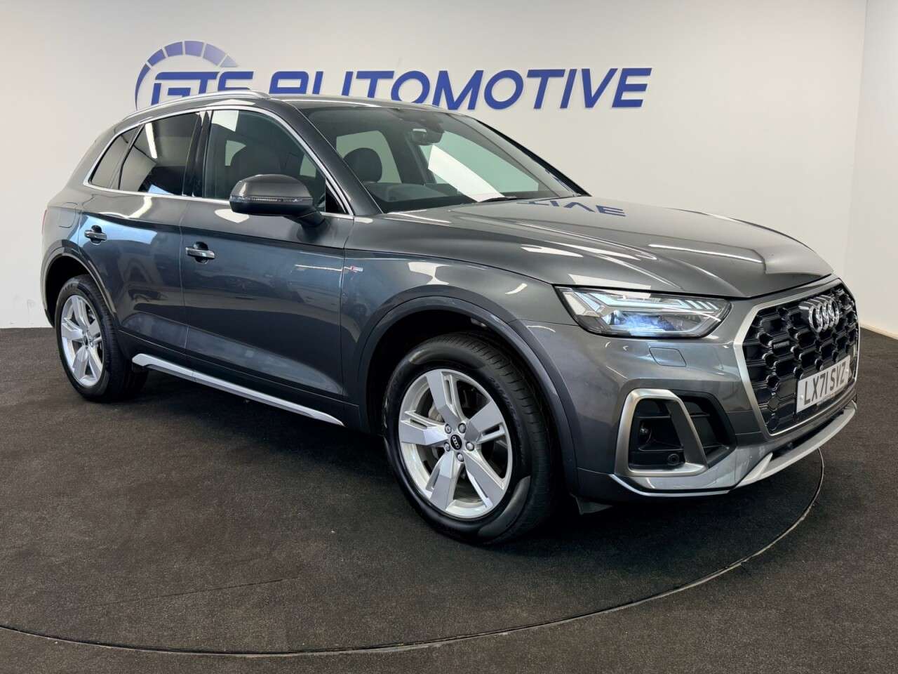 2021 AUDI Q5 2021 AUDI Q5