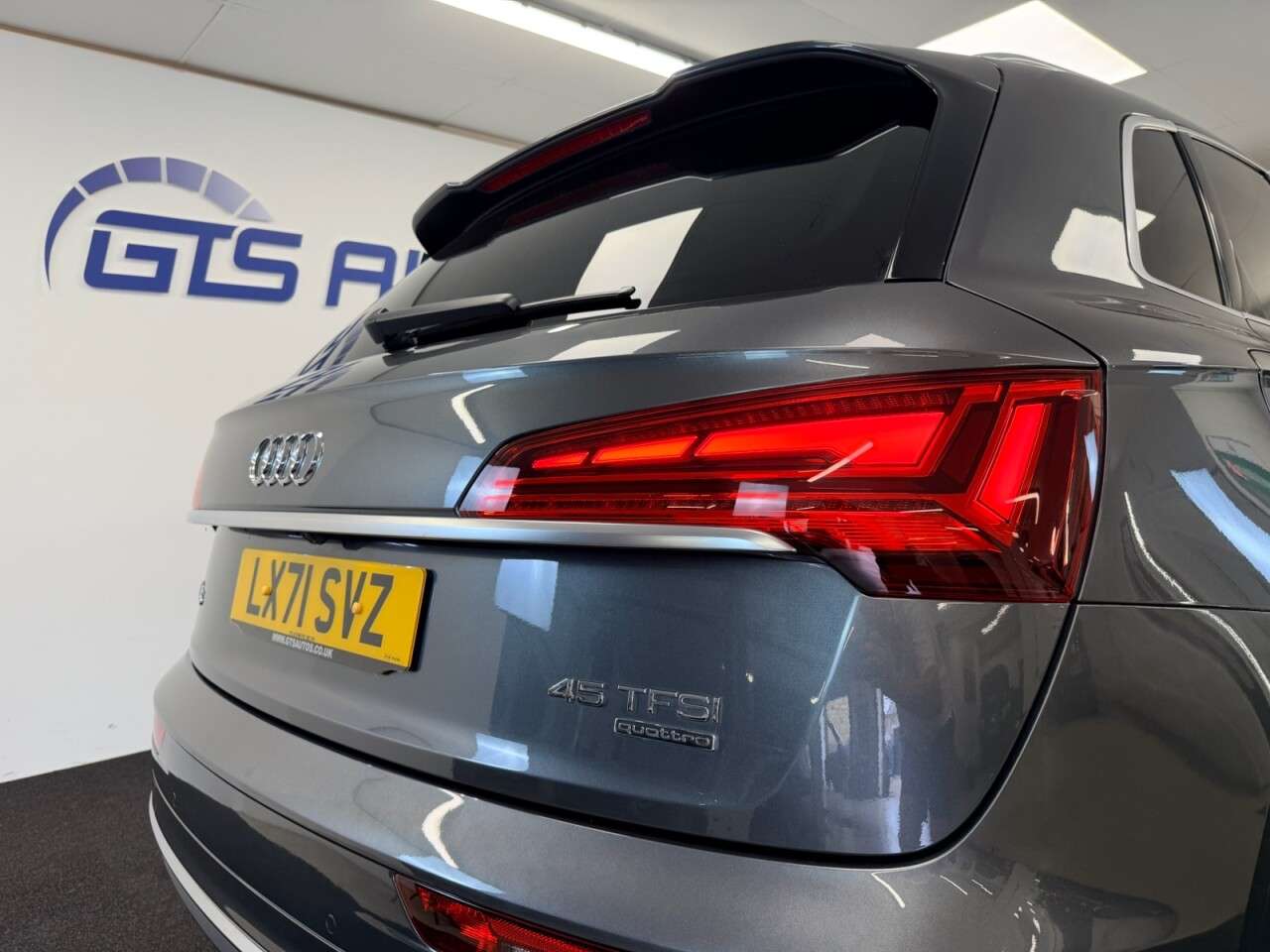 2021 AUDI Q5 2021 AUDI Q5