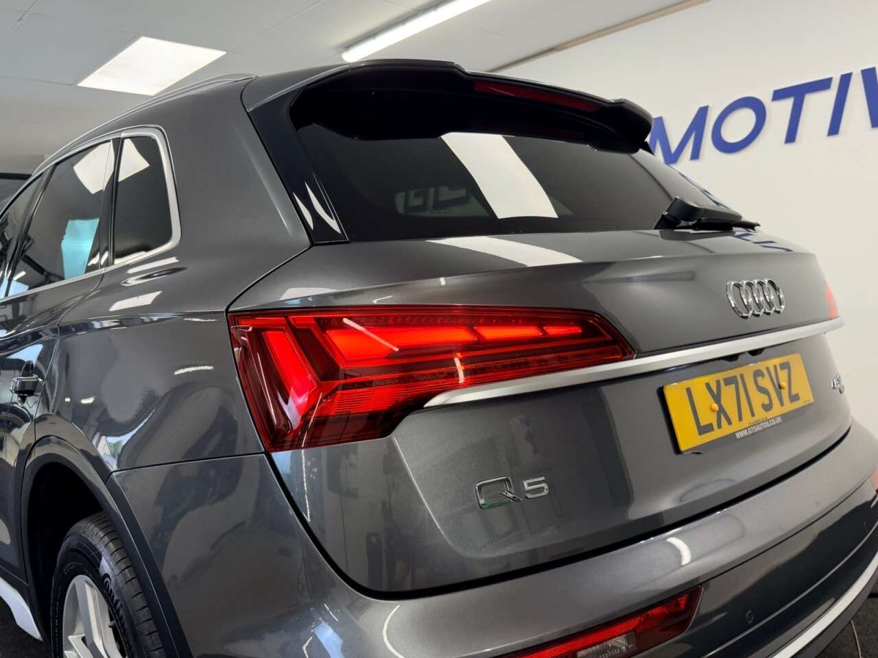 2021 AUDI Q5 2021 AUDI Q5