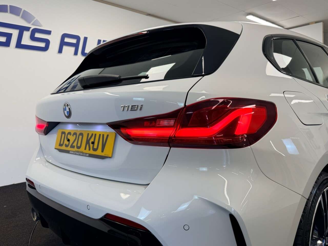 2020 BMW 1 SERIES 2020 BMW 1 SERIES