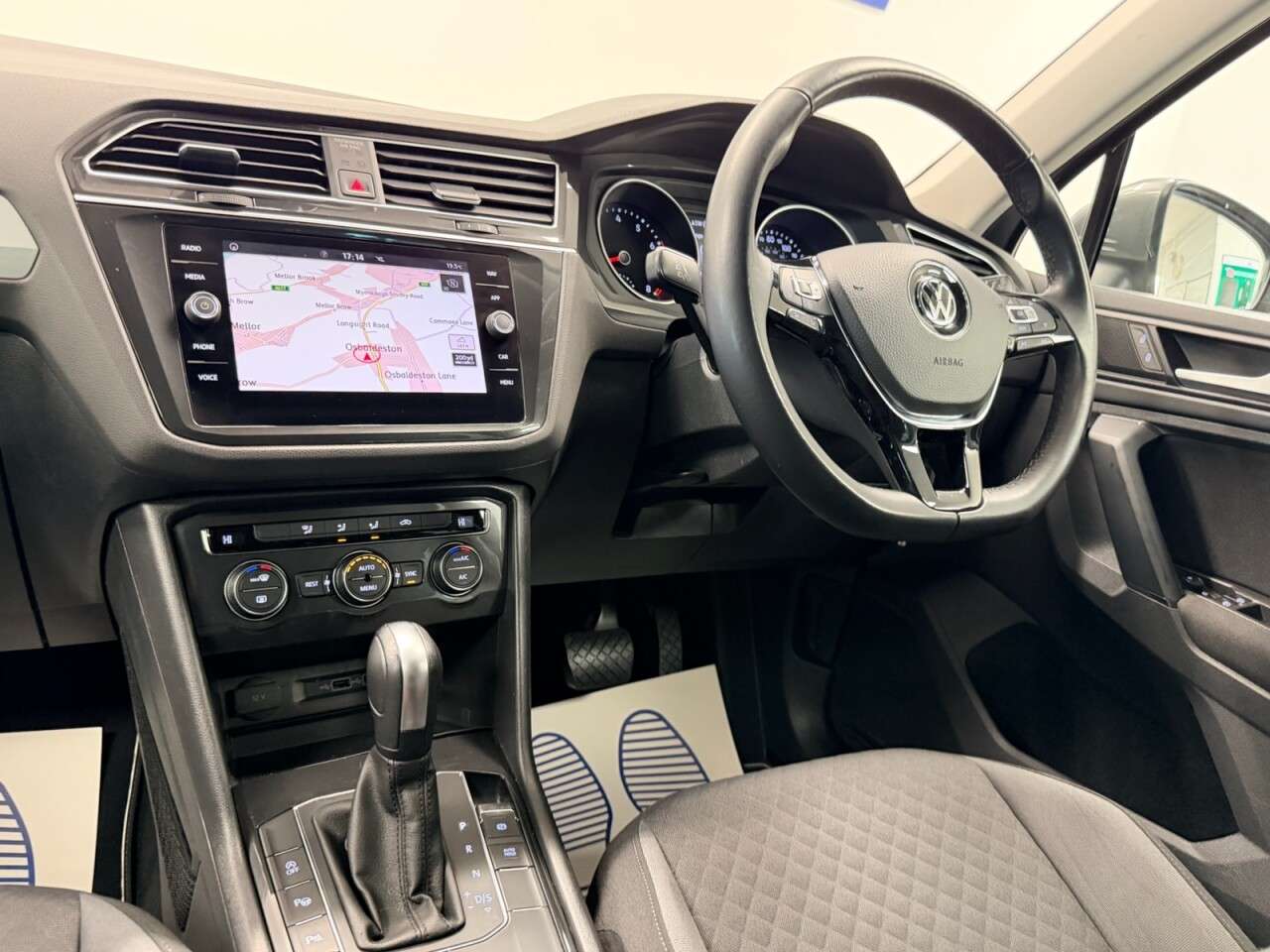 2019 VOLKSWAGEN TIGUAN 2019 VOLKSWAGEN TIGUAN