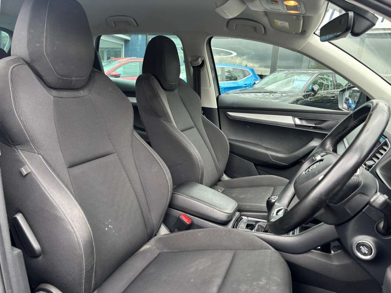 A 2023 SKODA KAROQ 1.5 TSI ACT SE DRIVE 150 BHP A 2023 SKODA KAROQ 1.5 TSI ACT SE DRIVE 150 BHP