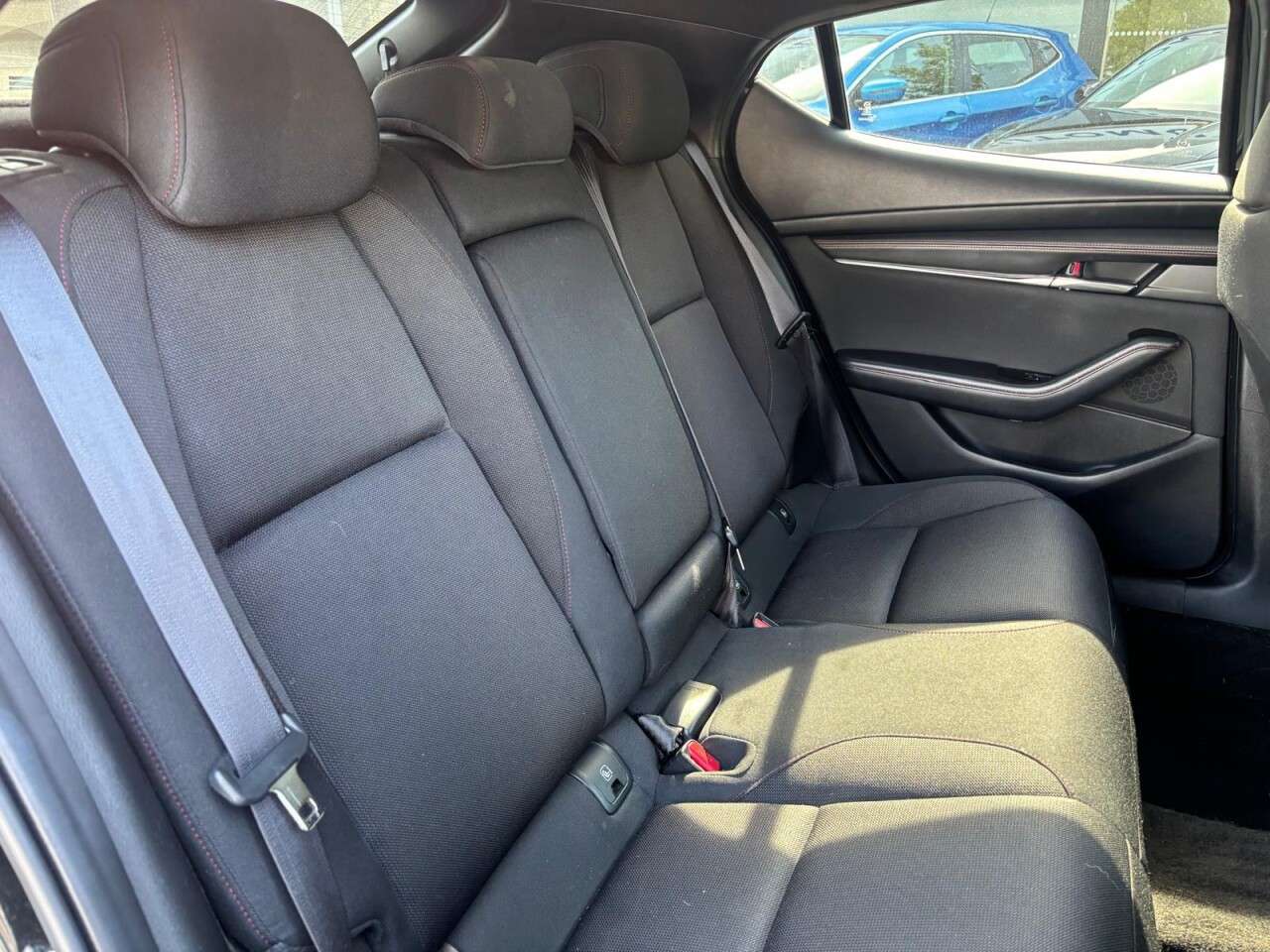 A 2023 MAZDA MAZDA3 2.0 e-SKYACTIV-G MHEV HOMURA 122 BHP + SAT NAV A 2023 MAZDA MAZDA3 2.0 e-SKYACTIV-G MHEV HOMURA 122 BHP + SAT NAV
